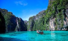 Phi Phi Islands Day Trip with Lunch: Five Islands and Maya Bay - Day Trips
