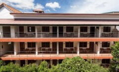 Batic House By Sharaya Hotel
